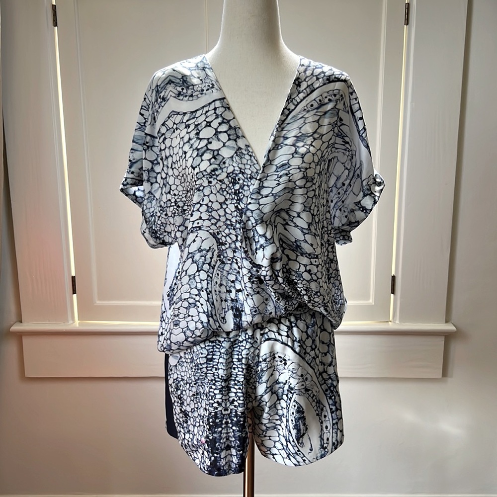 ASKARI Top and Short Set Size XS
